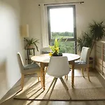 De La B&B